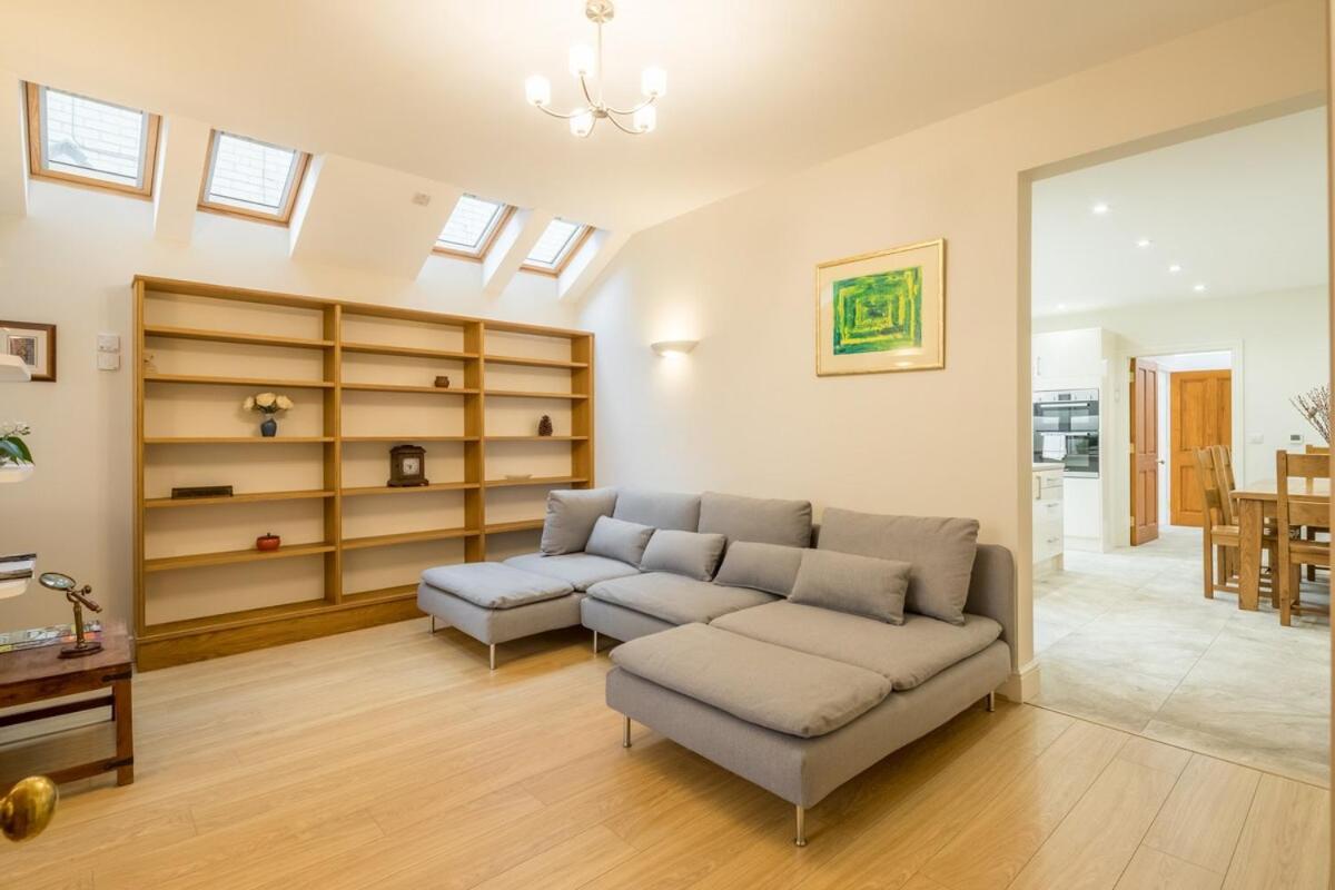 Large 4 Bedroom Home With Garden And Free Parking Cambridge  Exterior photo