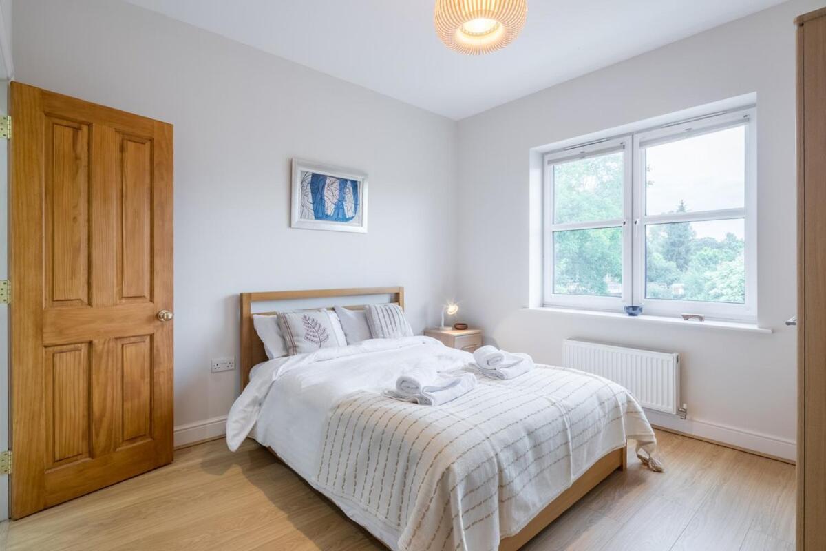 Large 4 Bedroom Home With Garden And Free Parking Cambridge  Exterior photo