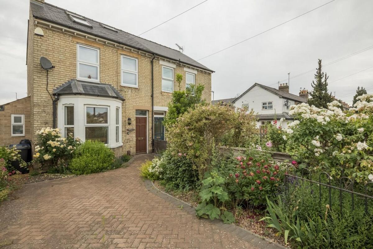 Large 4 Bedroom Home With Garden And Free Parking Cambridge  Exterior photo